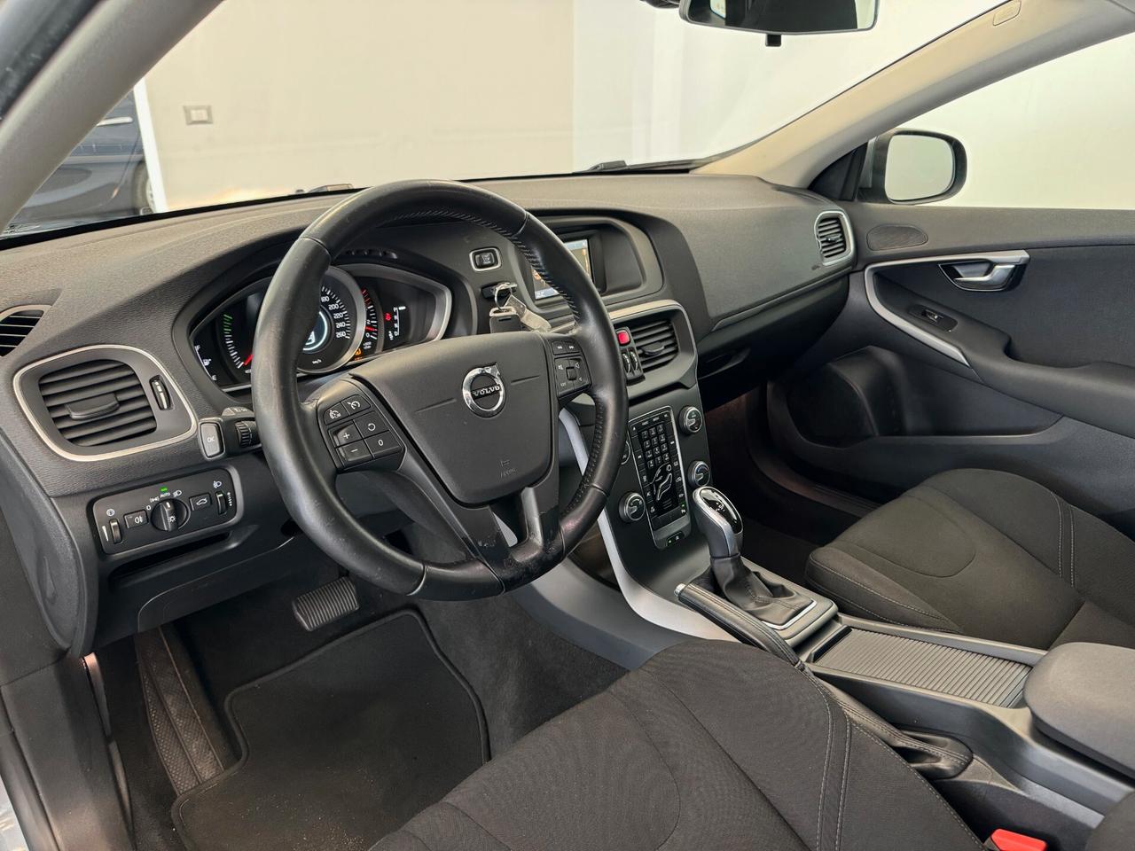 Volvo V40 D2 GEARTRONIC AUTOMATICO UNIPROP. KM CERTIFICATI