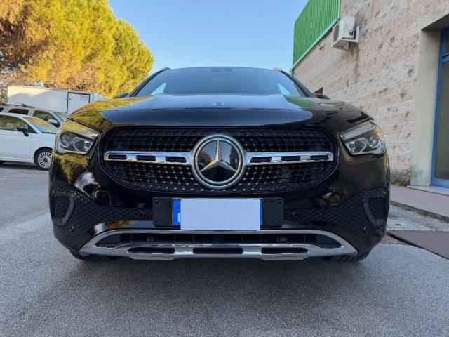 MERCEDES-BENZ GLA 180 136CV SPORT AUTOMATIC KM-49.000 TAGLAINDATI!