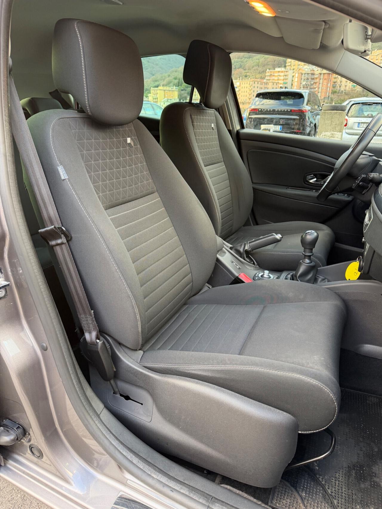 Renault Megane 1.5 dCi 110CV - EURO 6