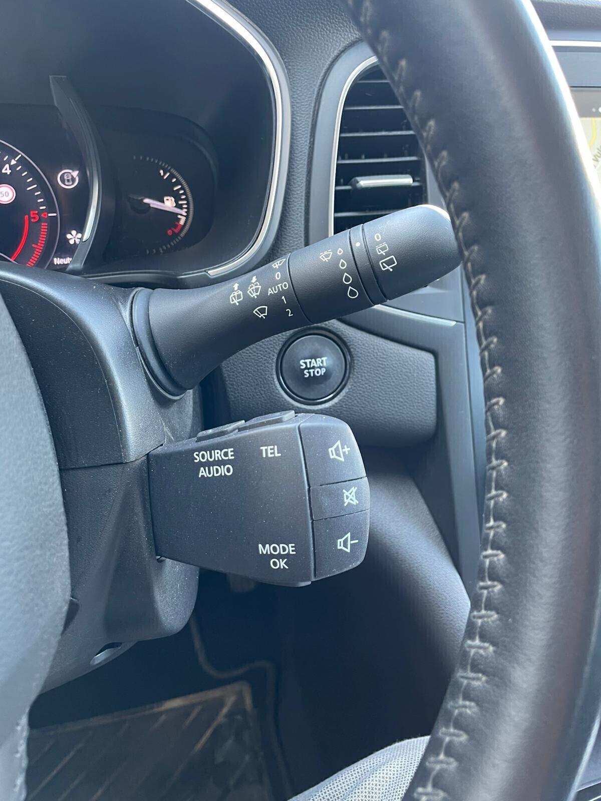 Renault Mégane Sporter Blue dCi 115 CV EDC Duel2 AUTOMATICA 12 MESI GARANZIA