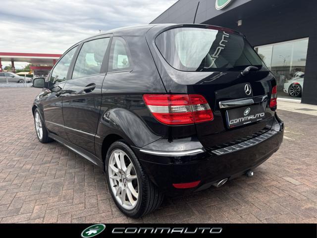 MERCEDES-BENZ B 200 CDI Sport