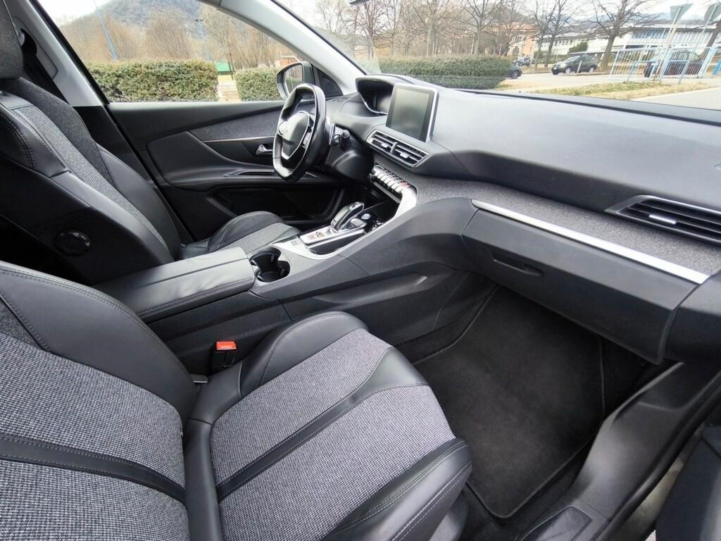 PEUGEOT 3008 1,6 BLUEHDI GT LINE – CAMBIO AUTOMATICO