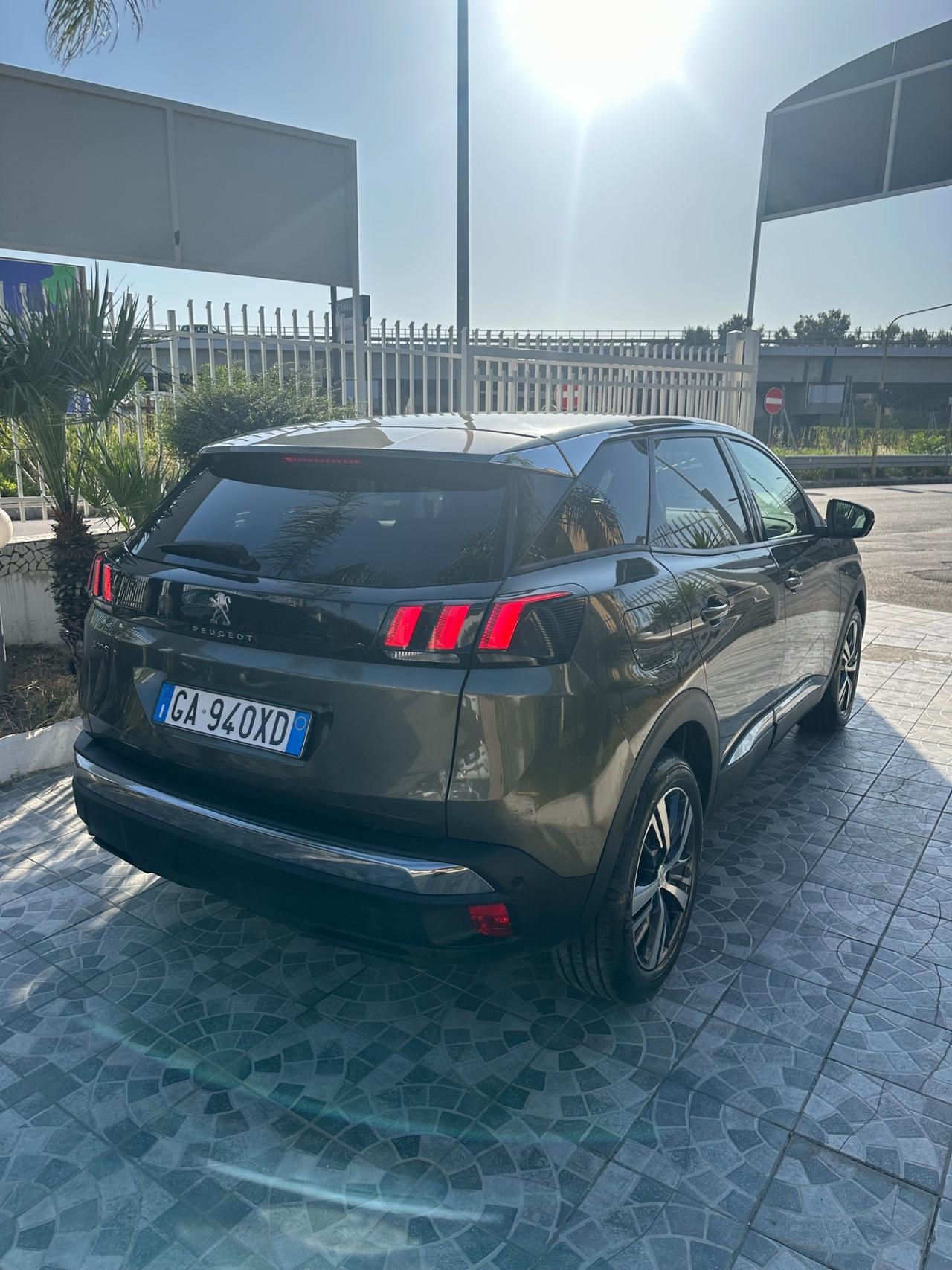 Peugeot 3008 BlueHDi 130 S&S Allure