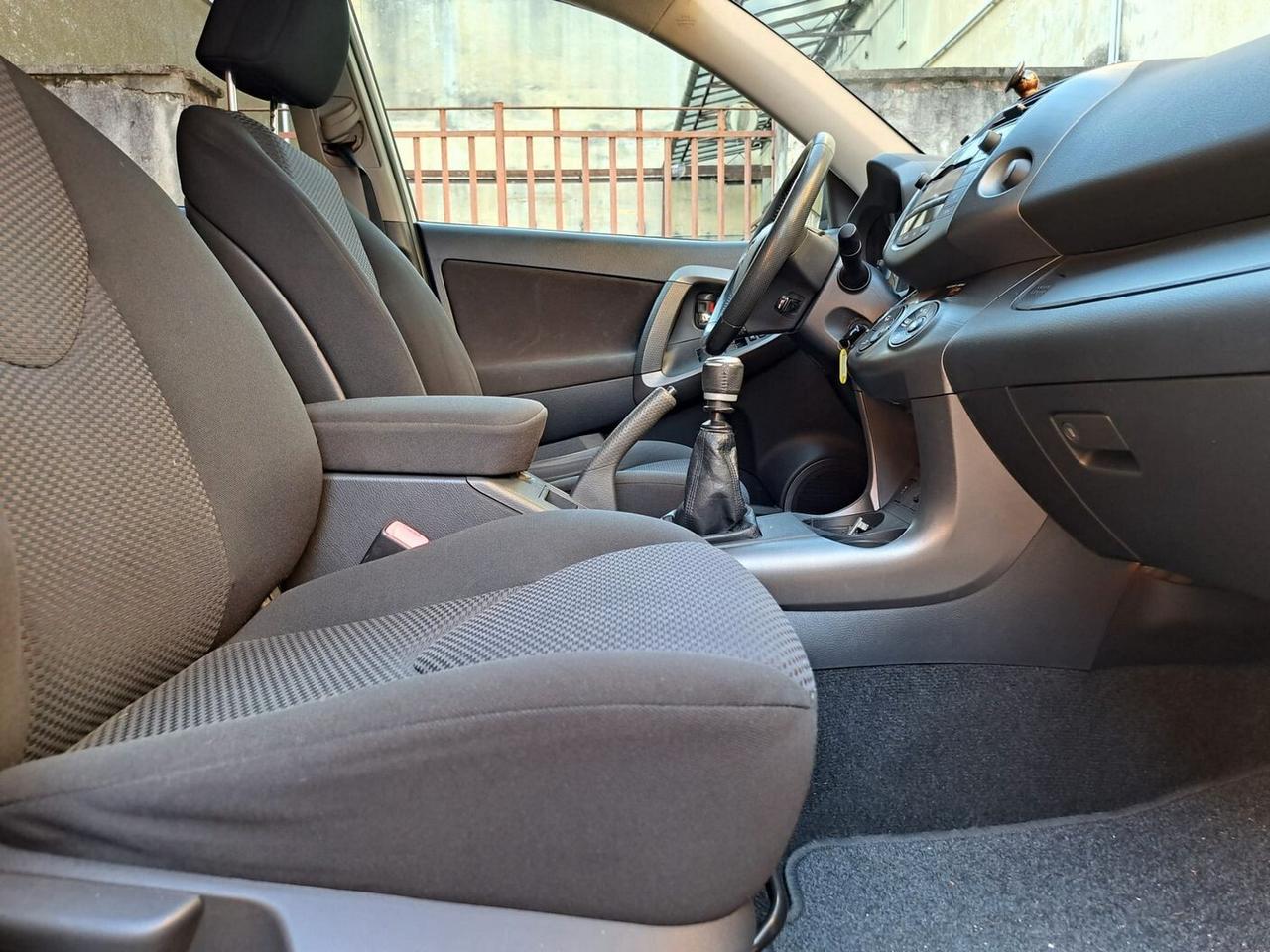 Toyota RAV 4 RAV4 2.2 D-4D 150 CV DPF Exclusive