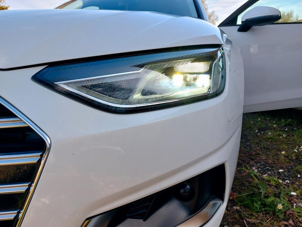 Audi A4 Avant 2.0 TDI 136CV MHEV Advanced - 2020