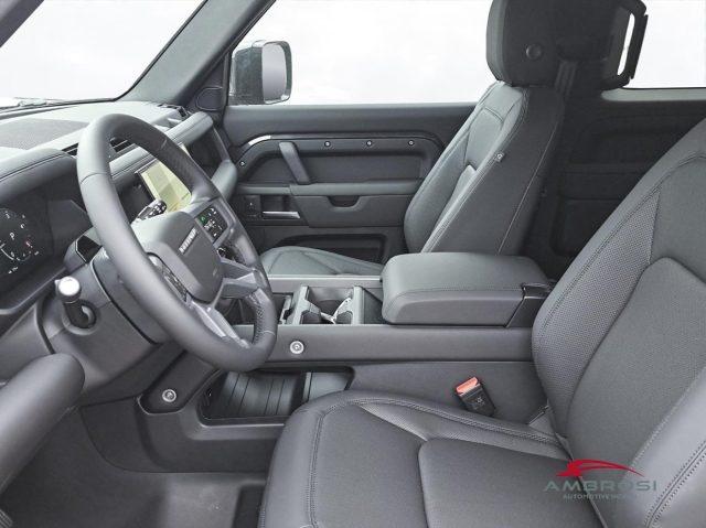 LAND ROVER Defender 90 AWD 3DR RWB X-Dynamic SE 200PS Auto