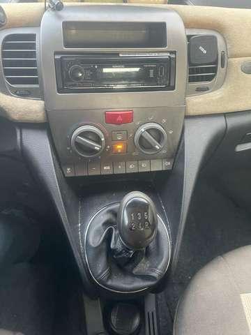 Lancia Ypsilon 1.2 8v