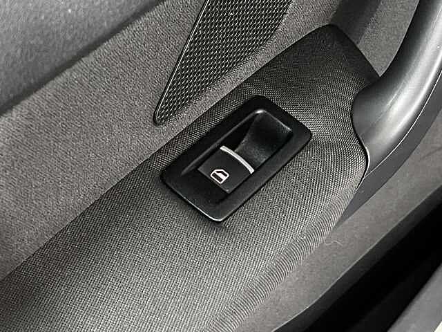 Volkswagen Touran 2ª serie 1.6 TDI Comfortline