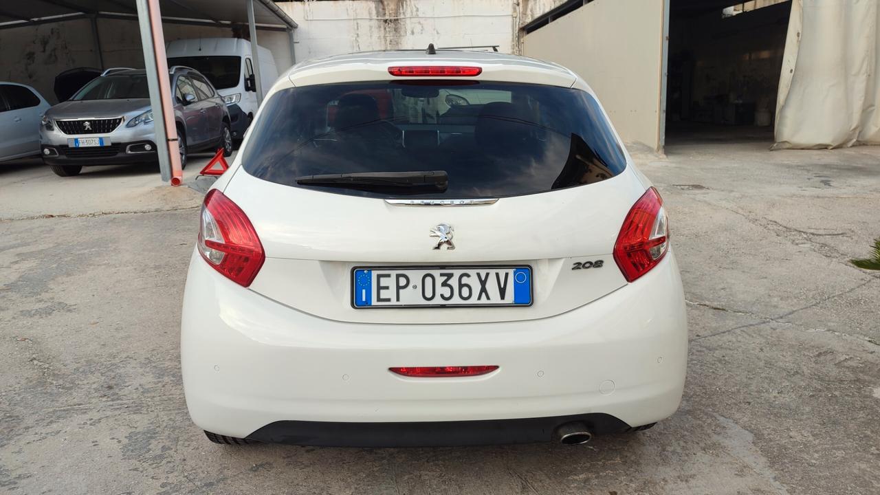 Peugeot 208 1.4 HDI TETTO PANORAMICO