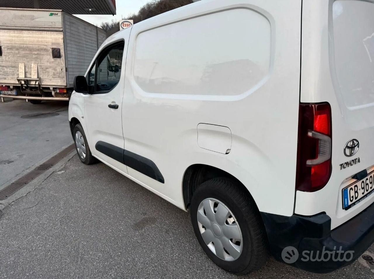 Toyota Proace Verso 1.5D L0 D Lounge