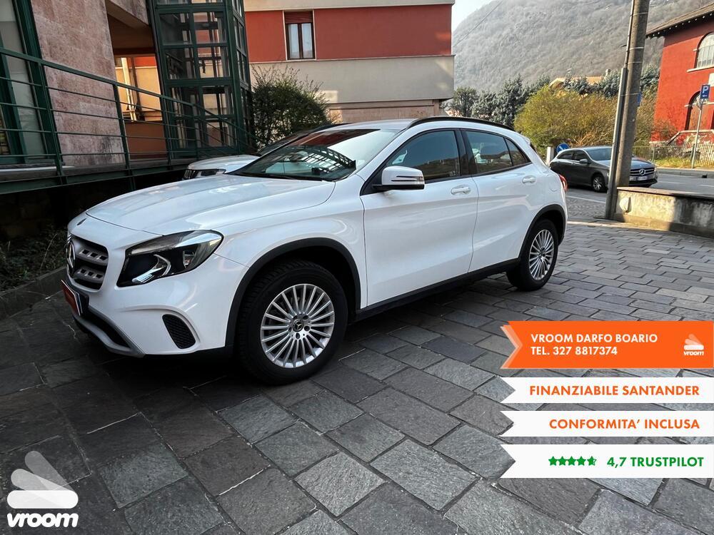 MERCEDES GLA (X156) GLA 200 d Automati...