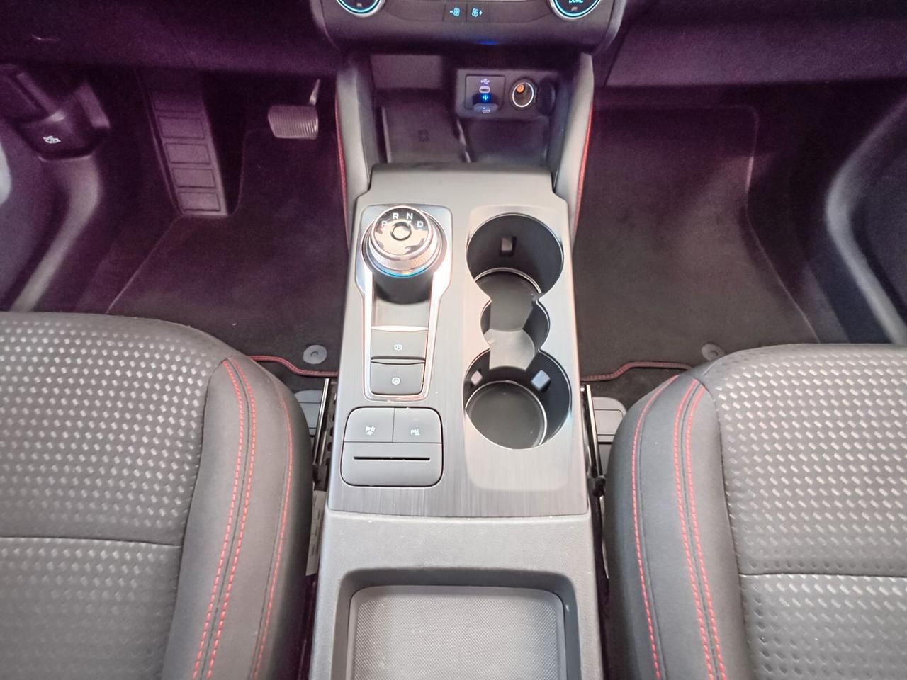 Ford Kuga 2.5 Full Hybrid 190 CV CVT 2WD ST-Line