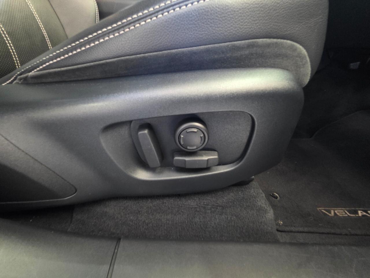 Land Rover Range Velar 2.0D I4 240 CV HSE 2019