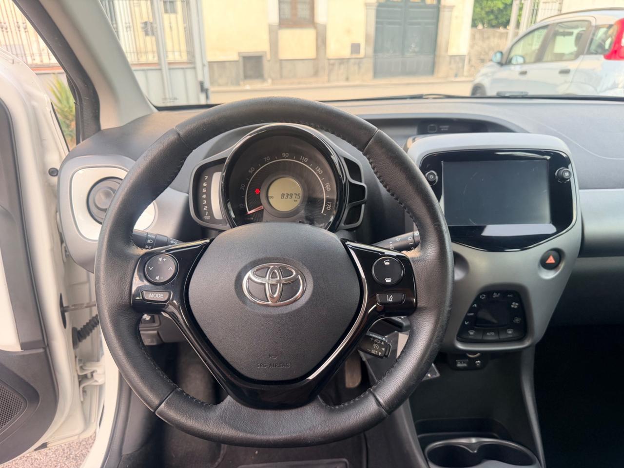 Toyota Aygo 1.0 72 CV 5 porte 82000 KM