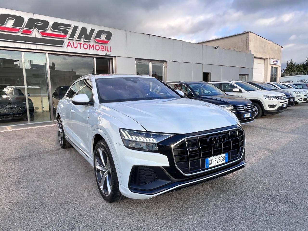 Audi Q8 50 TDI 286 CV quattro S-Line allestimento RS