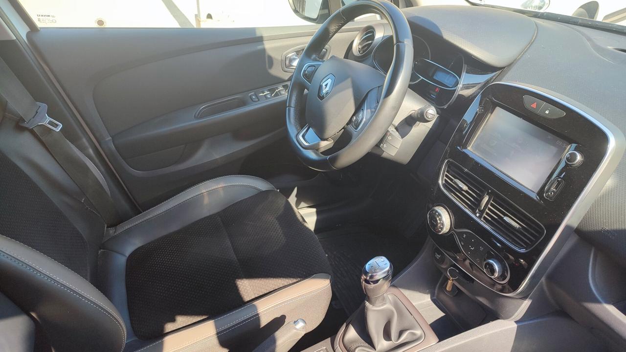 Renault Clio dCi 90CV -FULL OPTIONAL-