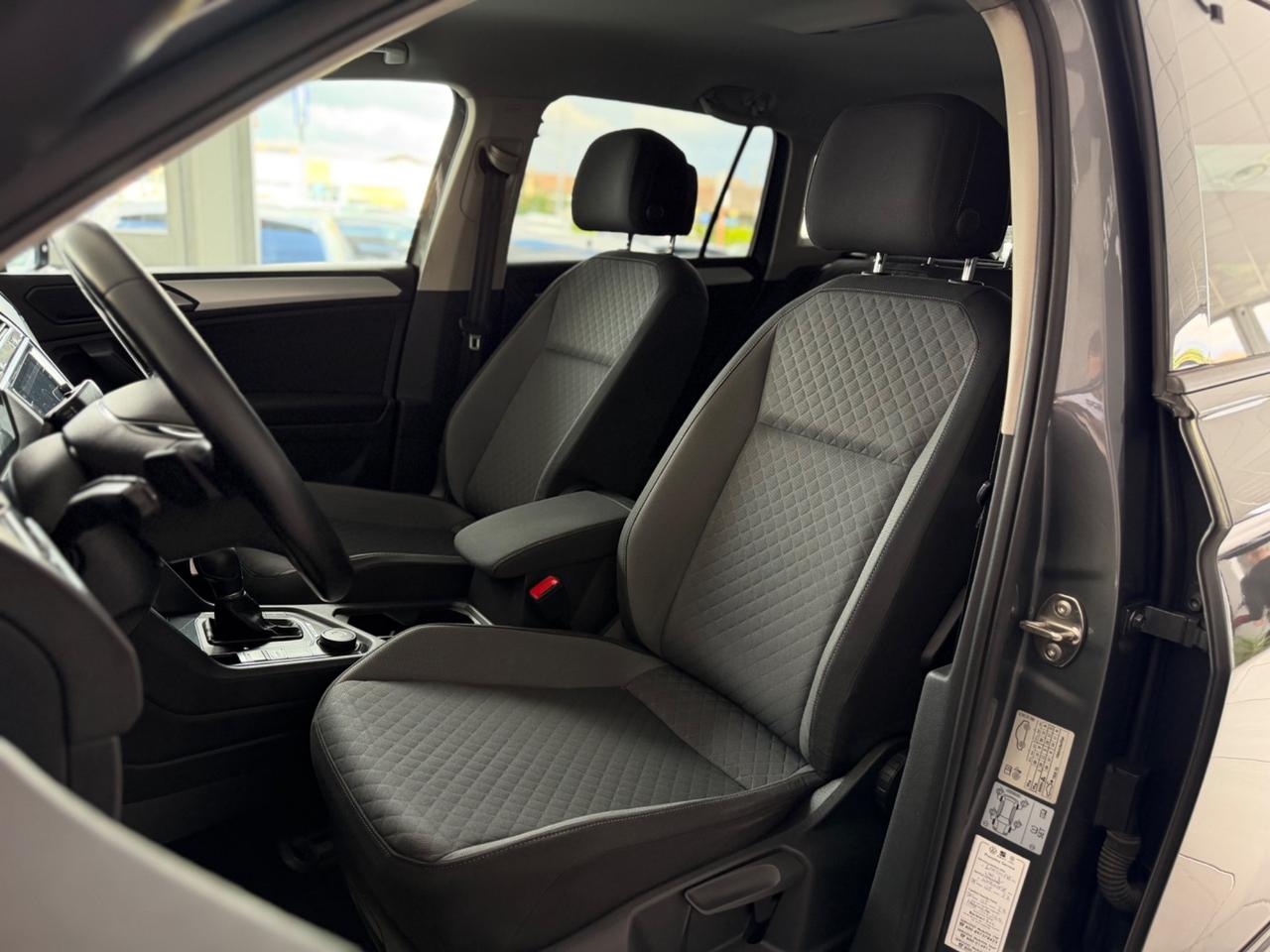 Volkswagen Tiguan 2.0 TDI DSG 4MOTION R-LINE