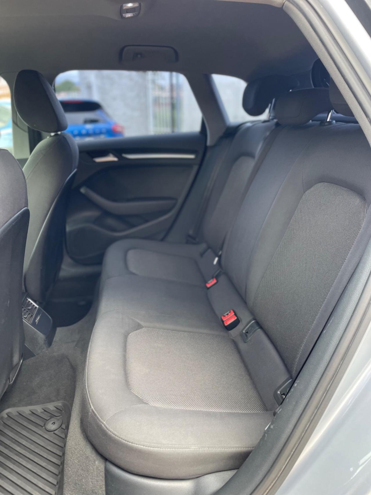 Audi A3 SPB 1.6 TDI 116 CV Business