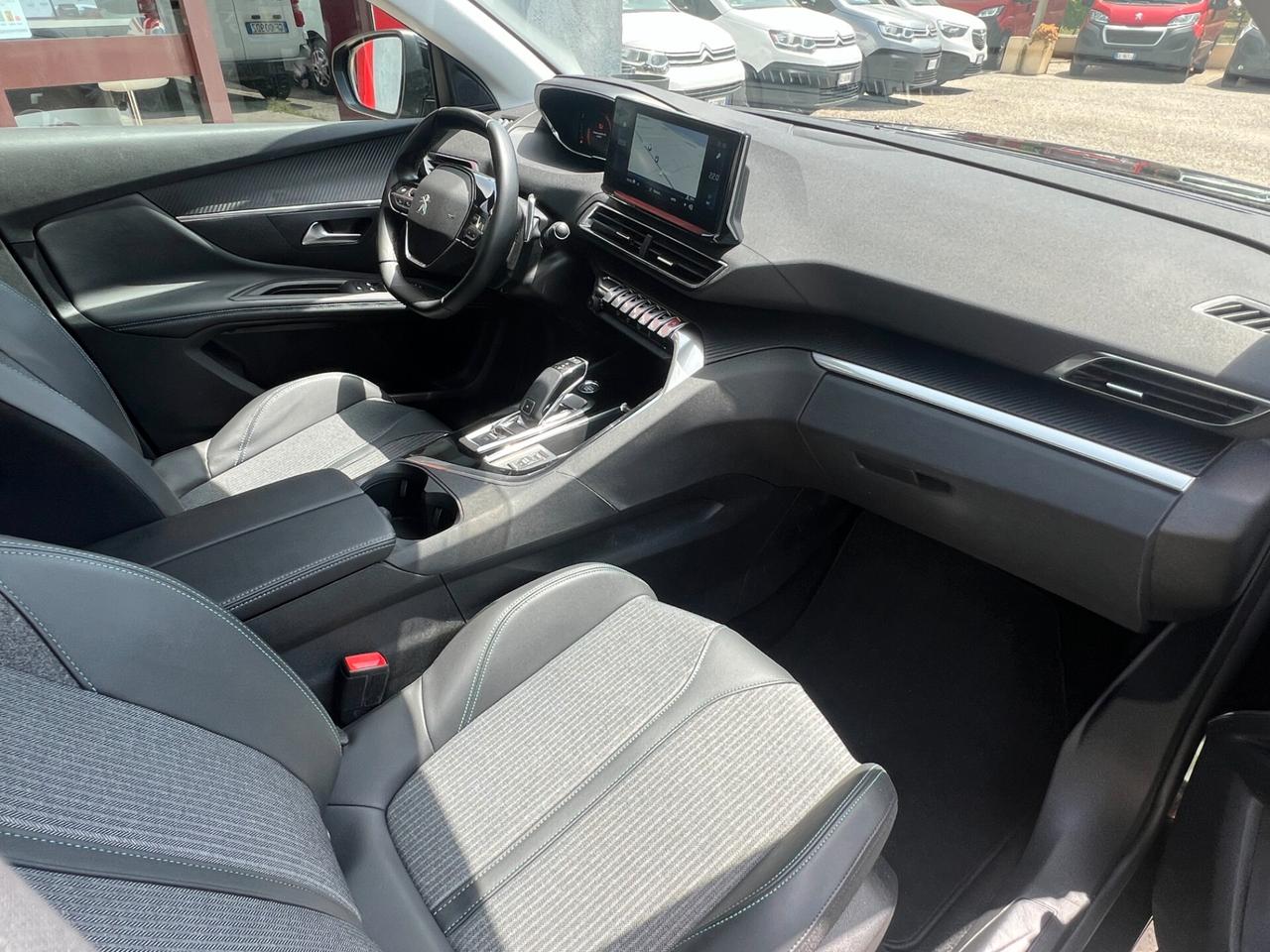 Peugeot 3008 1.5 HDi Automatica Allure