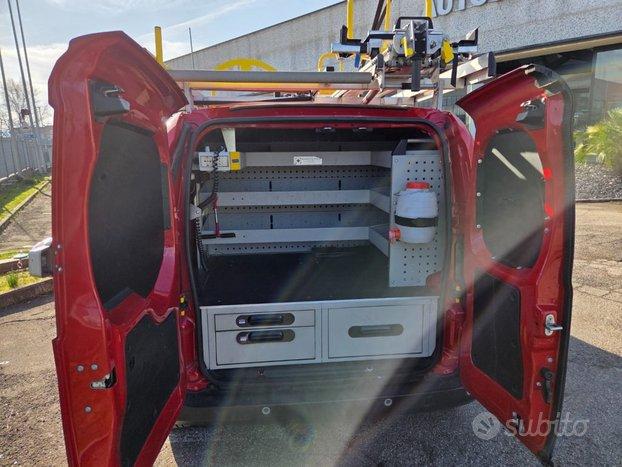 FIAT Fiorino 1.3 MJT 80CV Adventure con Traction