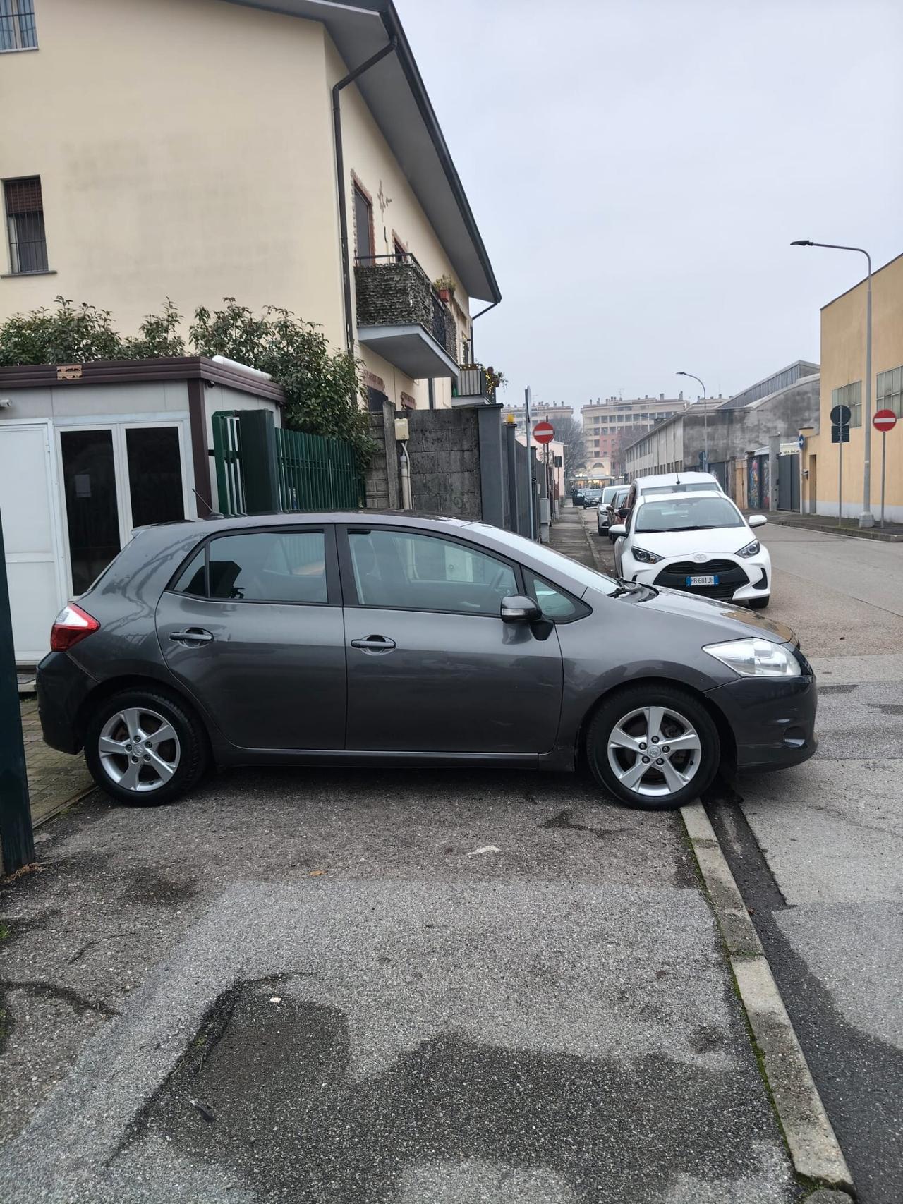 Toyota Auris 1.4 D-4D 5 porte Sol