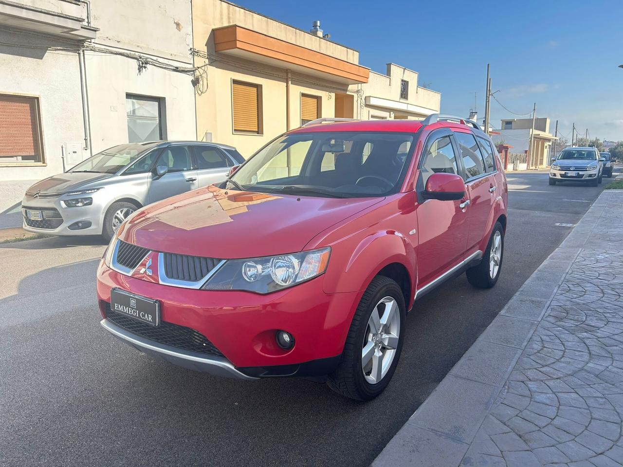 Mitsubishi Outlander 2.0 DI-D 4X4 7 POSTI-2009