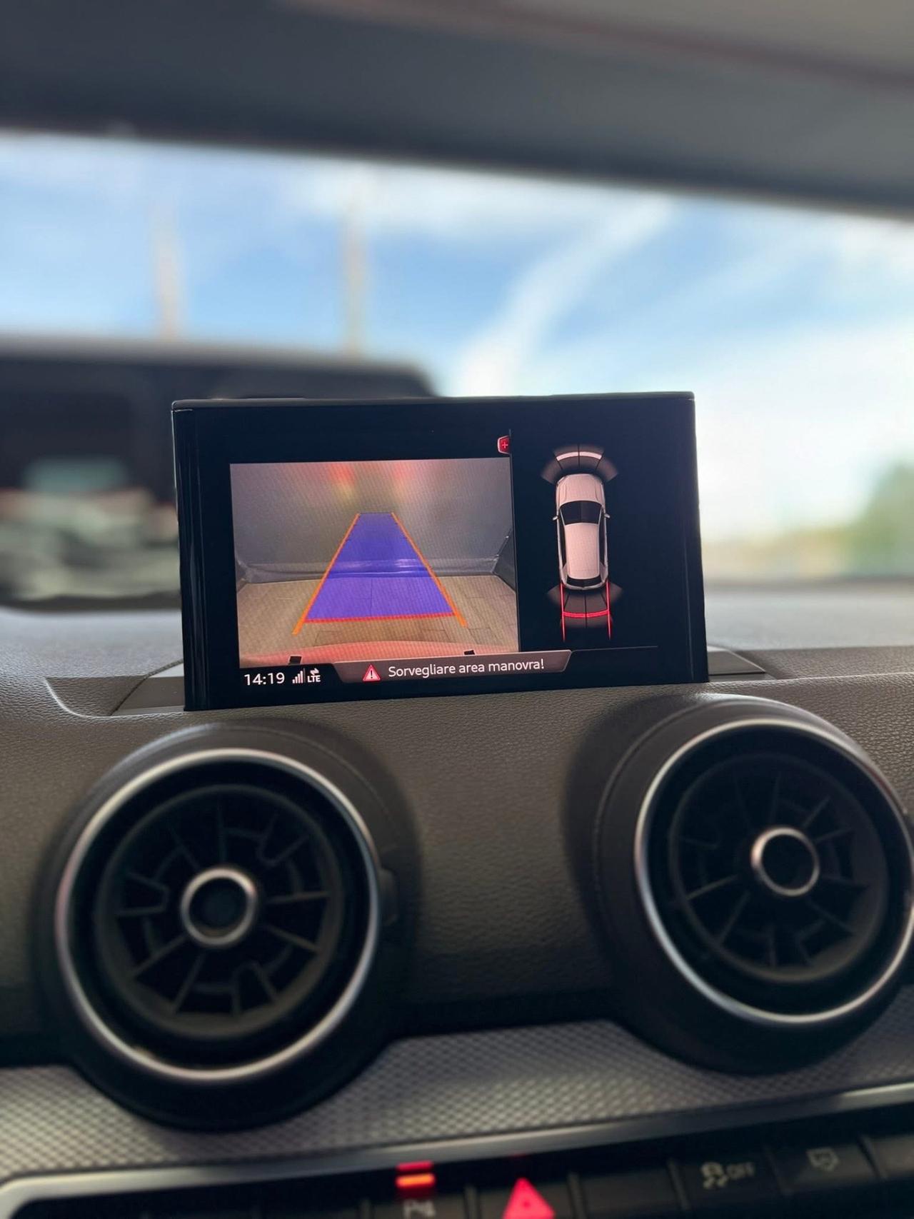 Audi Q2 35 TDI S tronic 150 cv Identity Black 2019