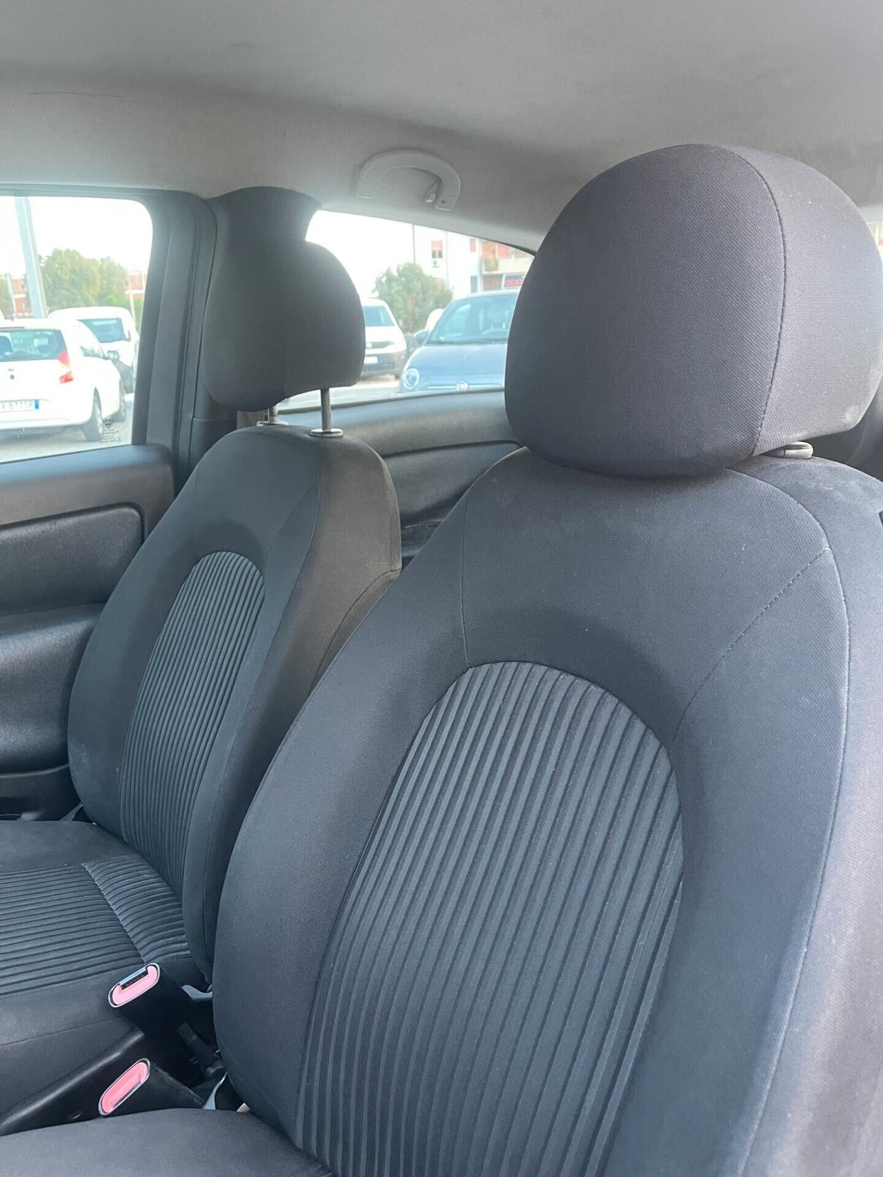 Lancia Ypsilon 1.2 Versus 60cv