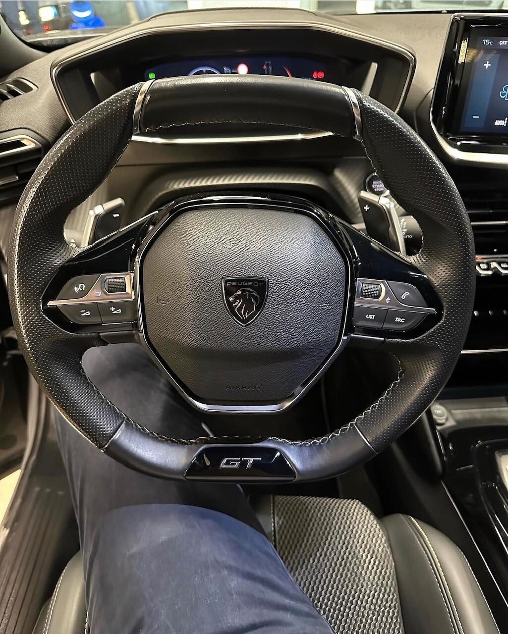 Peugeot 2008 BlueHDi 110 S&S GT