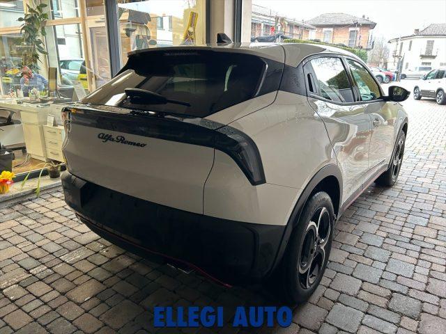 ALFA ROMEO Junior 1.2 145 CV Hybrid eDCT6 Speciale KM 0