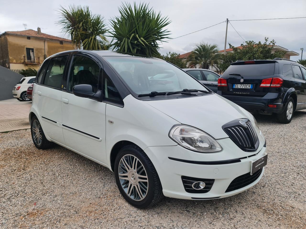 Lancia MUSA Bicolore gpl adatta a NEOPATENTATI