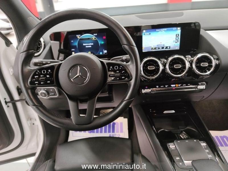 Mercedes-Benz GLA GLA 200 Automatic 4Matic Sport + Navi