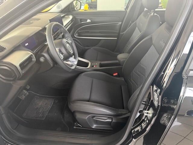 Jeep Avenger 1.2 Turbo 100 CV MHEV Summit Panorama