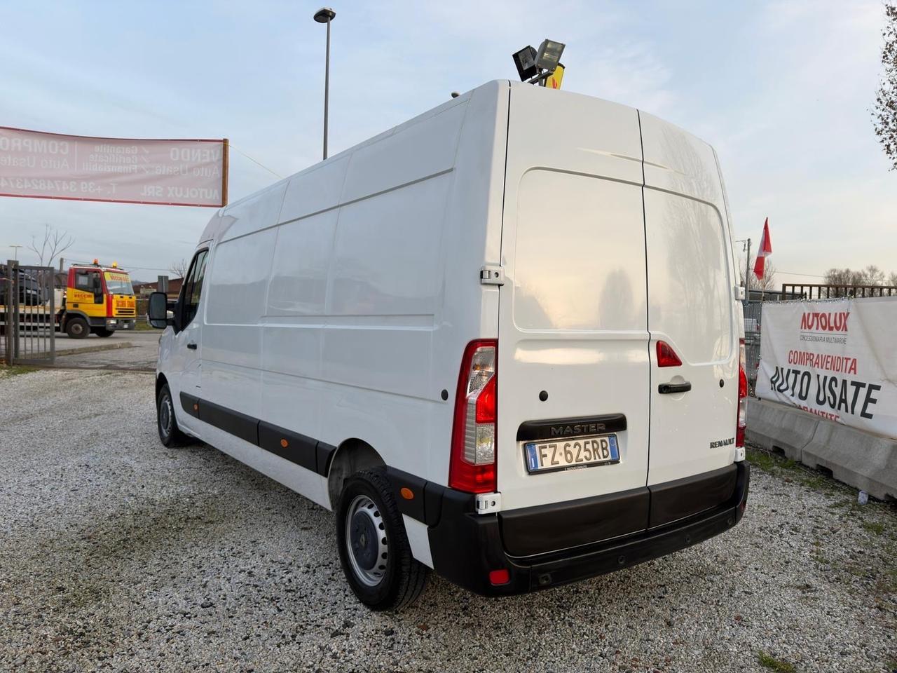 Renault Master T35 2.3 dCi Furgone
