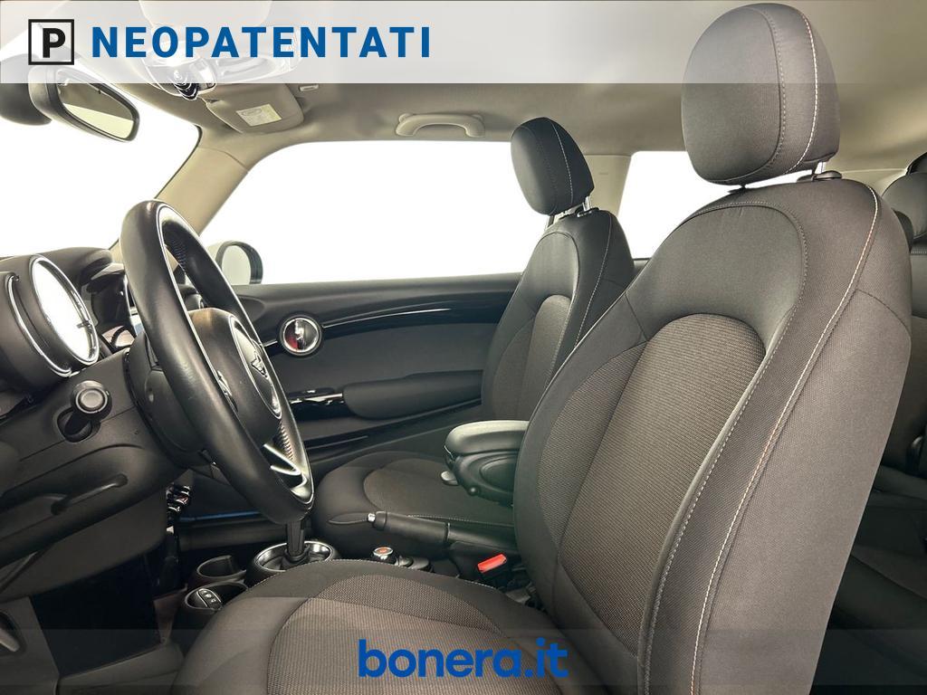 Mini Cooper D 1.5 TwinPower Turbo Cooper D DCT