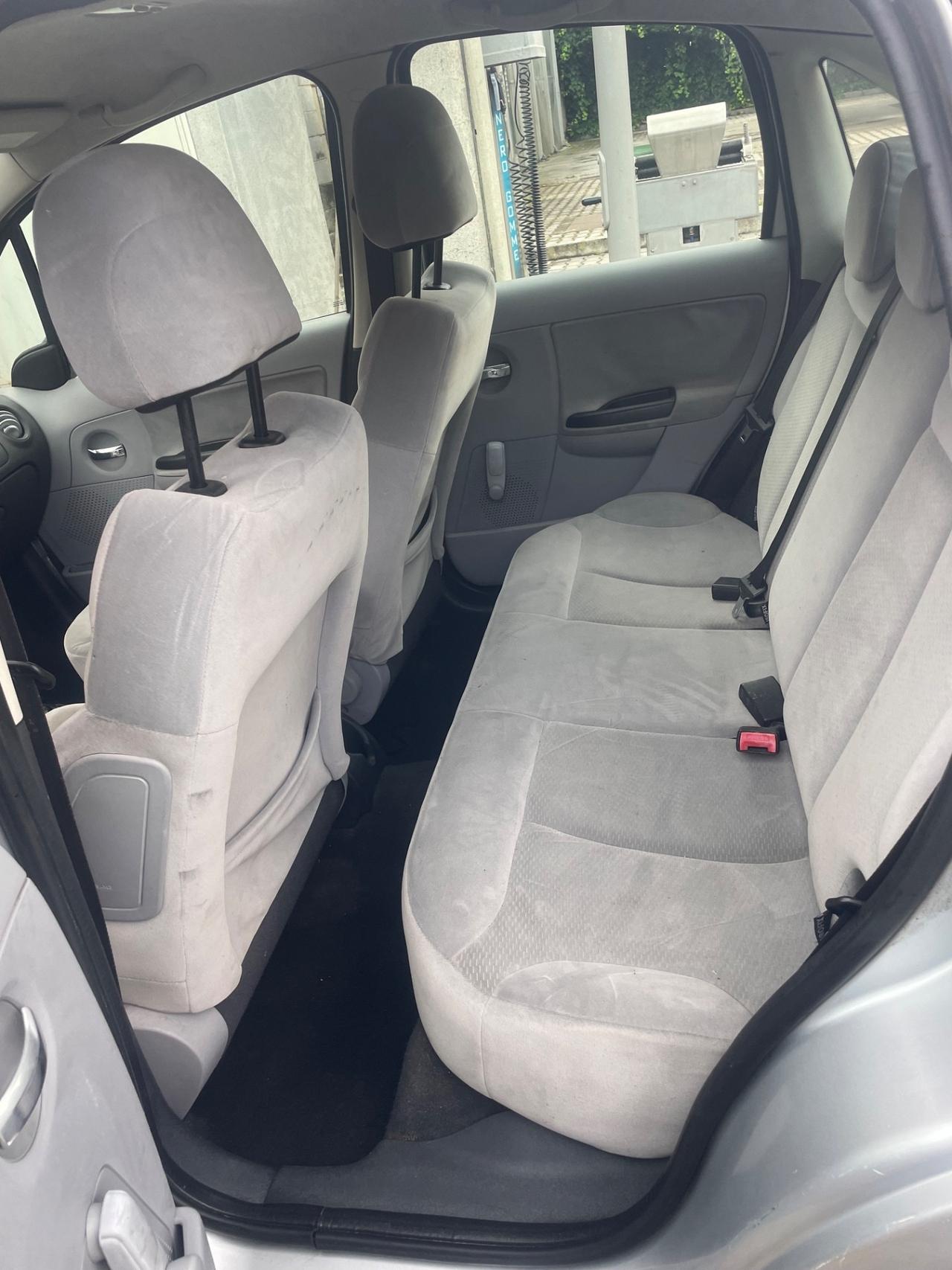 Citroen C3 1.4 HDi X neo patentati pronta al uso