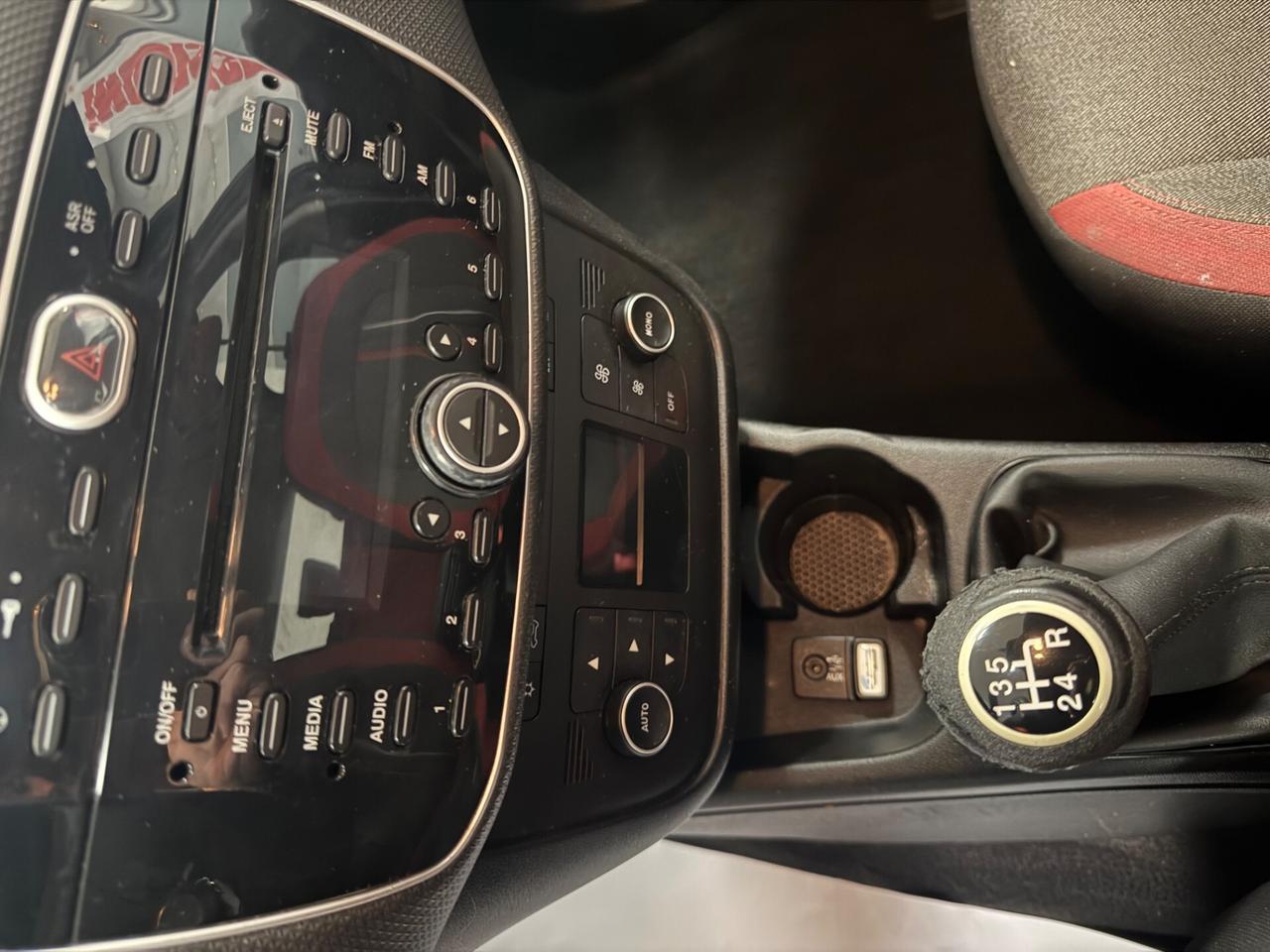 Fiat Punto 1.4 8V 5 porte Natural Power Lounge 70 CV