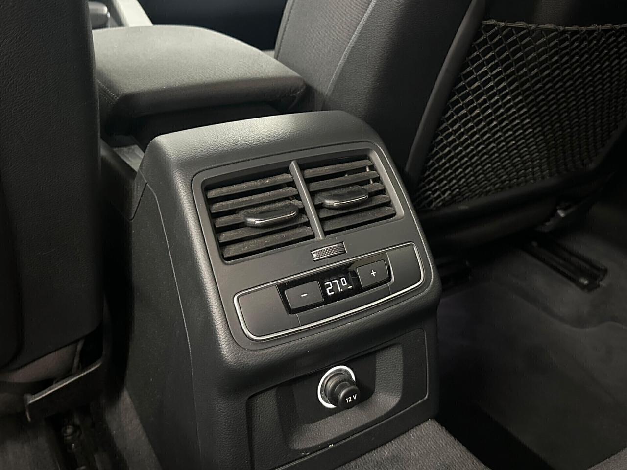 Audi A4 Avant 30 2.0 tdi 122cv s tronic