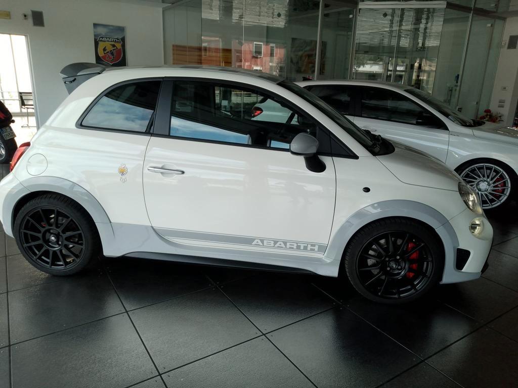 Abarth 695 1.4 t-jet 70th 180cv