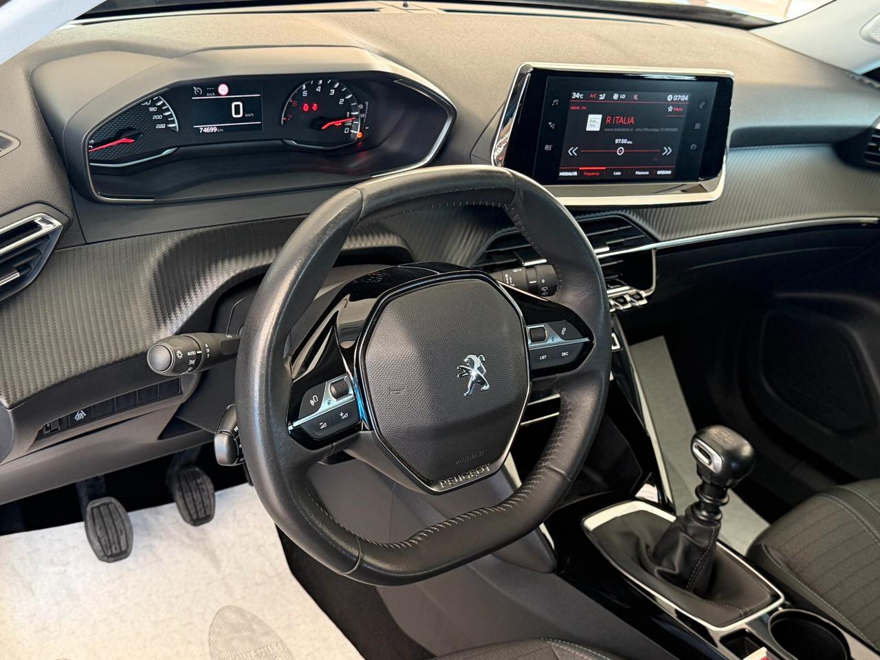 Peugeot 2008 1.5 BLUEHDI 110 cv. ALLURE