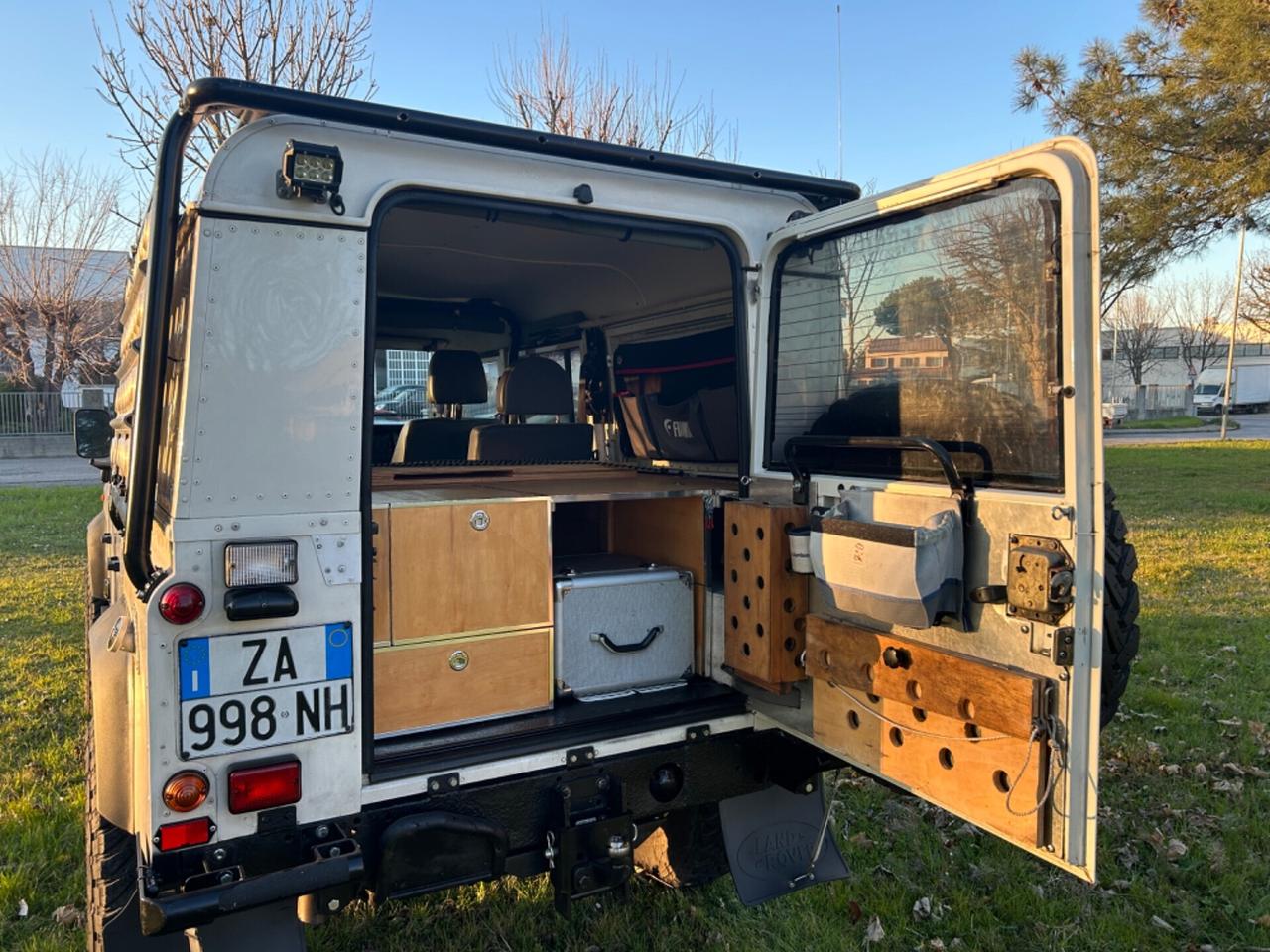 Land Rover Defender Deserto