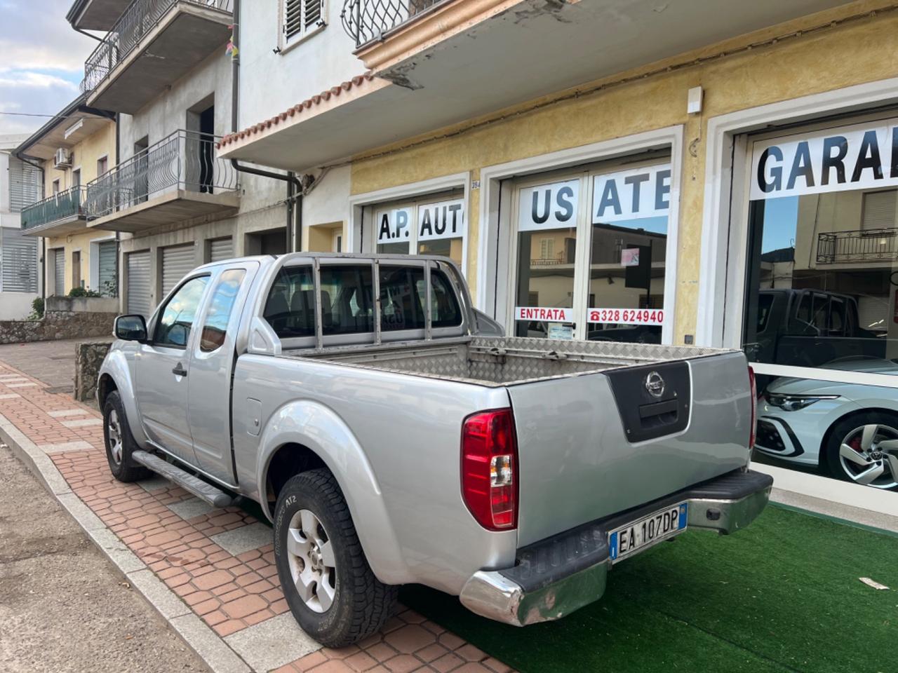 Nissan Navara 2.5 dCi 2 porte King Cab Sport