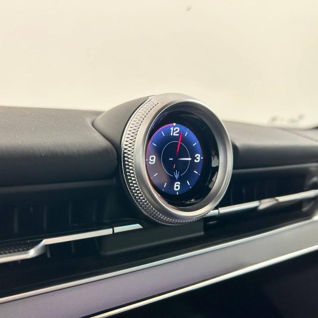 MASERATI Grecale MHEV 300 CV AWD GT