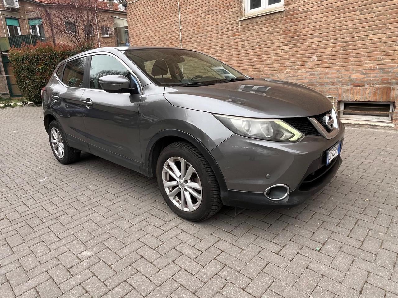 Nissan Qashqai 1.2 DIG-T Visia