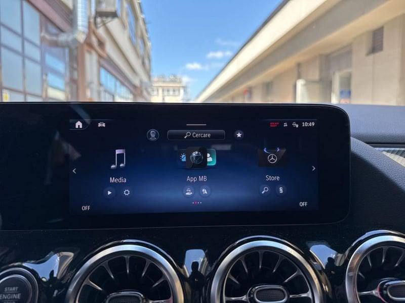 Mercedes-Benz GLA 180d Automatic AMG Line Advanced Plus