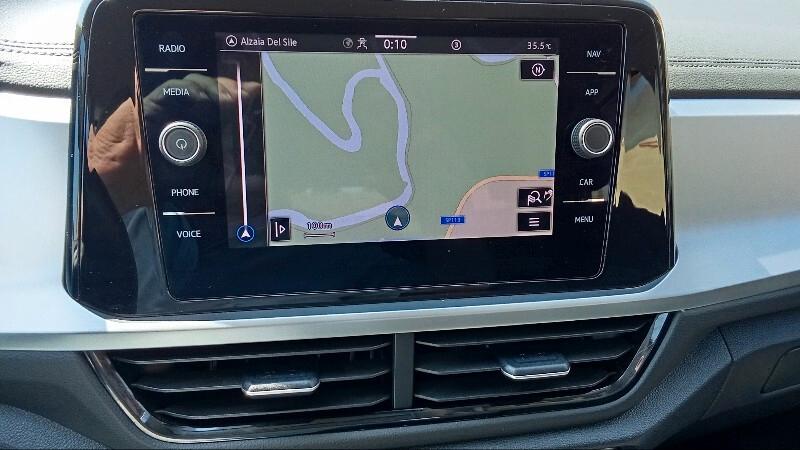 Volkswagen T-Roc 2.0 TDi 150cv DSG da VETRINA