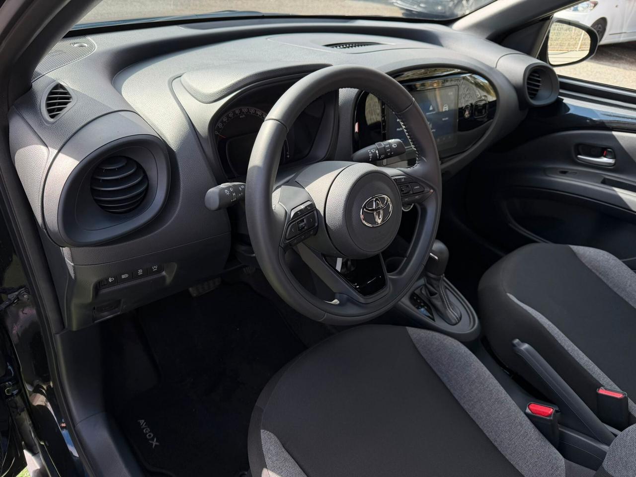 Toyota Aygo X 1.0 VVT-i 72 CV 5 porte Lounge Air S-CVT