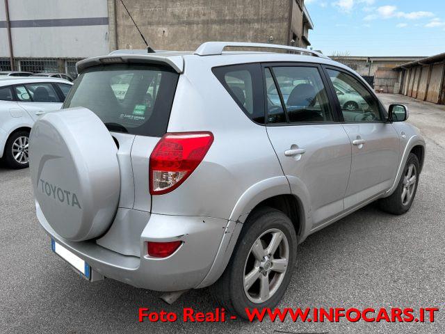 TOYOTA RAV 4 2.2 D-4D 177 CV