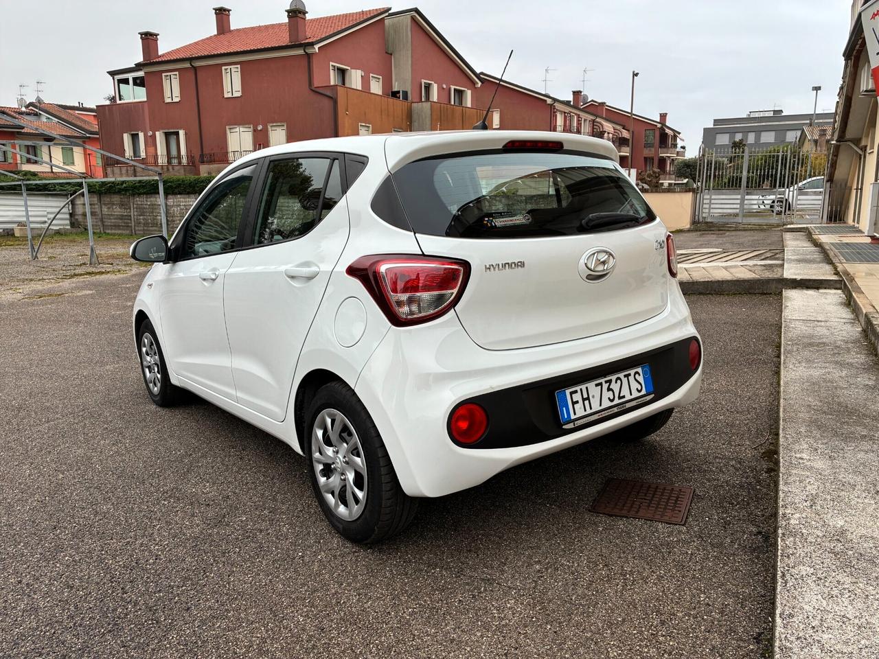 Hyundai i10 1.0 MPI Login