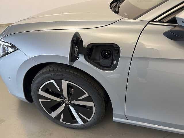 Volkswagen Passat 1.5 TSI eHybrid 204 CV DSG Business